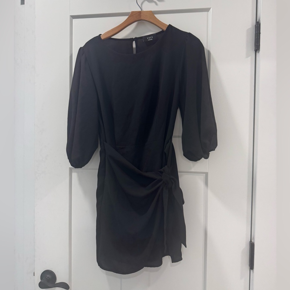 Vici Black tie across long sleeve dresss size medium mini dress